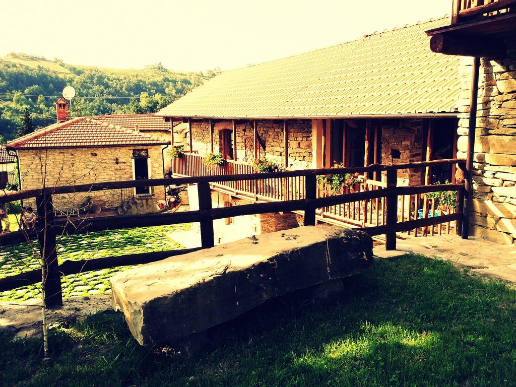 Navilla Igliano Exterior photo